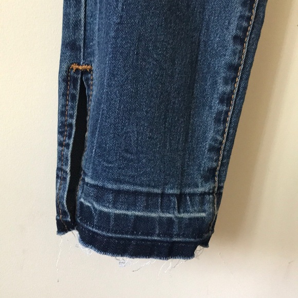 Versace V1969 Italia Premium Stretch Jeans - Picture 5 of 8